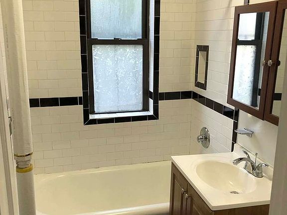 5th image of 217 W 259th St APT 6