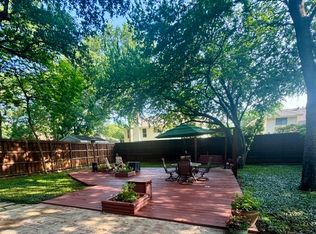 516 Woodhill Ct, Grapevine, TX 76051