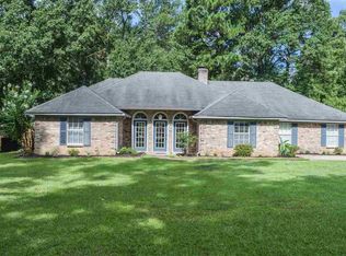 819 Gore Rd, Byram, MS 39212