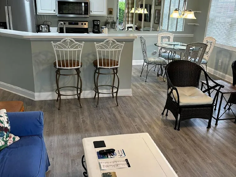 1101-330 S Middleton Dr NW #1101 — Photo 1