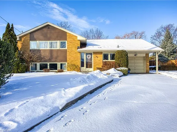 99 Swanhurst Blvd, Mississauga, ON L5N 1B8