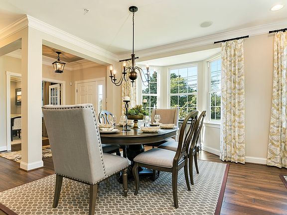Dining area with bay window