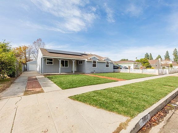 3rd image of 7107 Penfield Ave