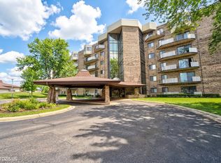 1275 Baldwin Ln Unit 602, Palatine, IL 60074