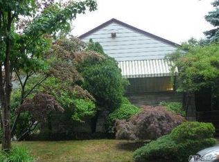 15809 29th Ave, Flushing, NY 11358
