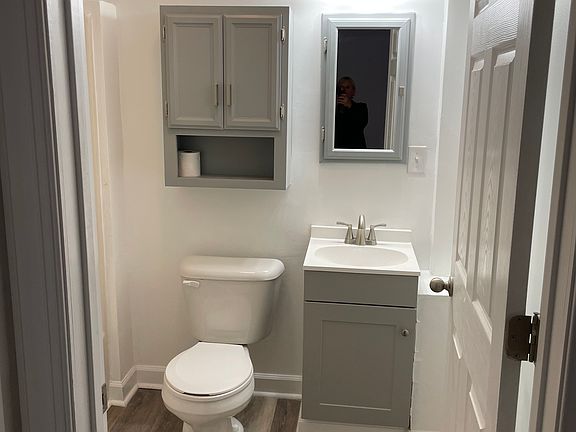 3rd image of 4620 Lancaster Ave