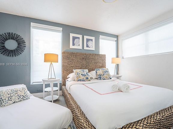5th image of 7830 Abbott Ave #3