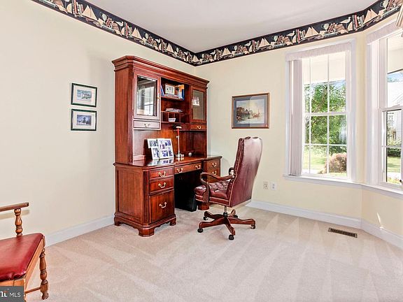 5th image of 6242 Rosney Ct