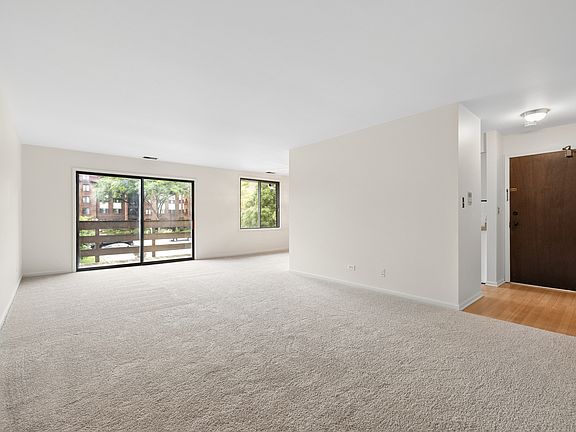 4th image of 456 Raintree Ct #2C