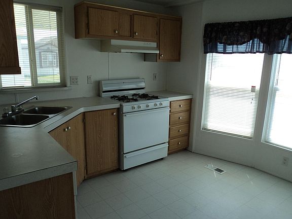 3rd image of 2243 N Highway 89 Trlr 21