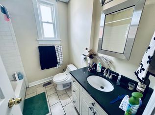 3221 S May St, Chicago, IL 60608