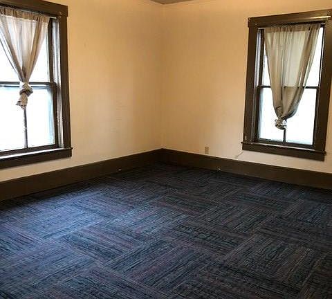4th image of 877 Fry St #2