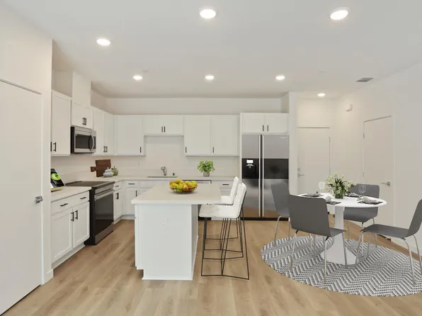 2043 Odin Walk, Sacramento, CA 95835