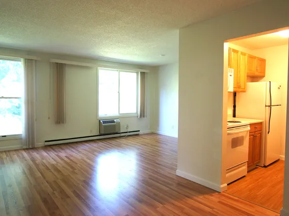 274 S Main St APT 36, Providence, RI 02903