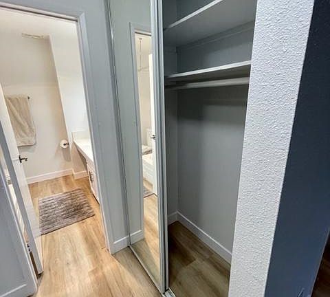 5th image of 3930 Ingraham St APT 110