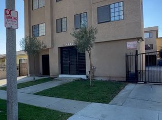 4820 W 119th Pl APT 3, Hawthorne, CA 90250