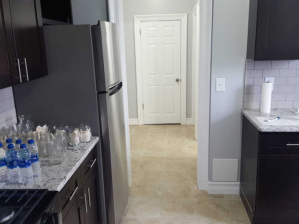 1st image of 111 61st St #18