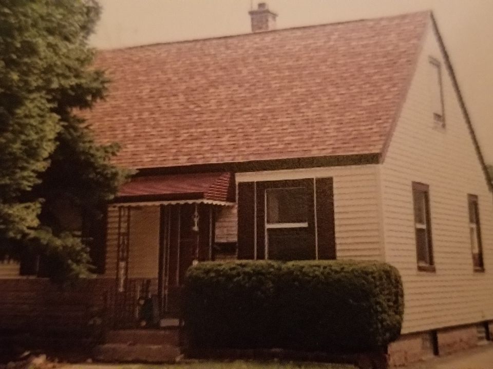 1st image of 11647 S Central Park Ave
