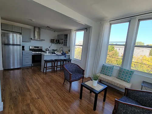 87 Chestnut Ave Photo 1