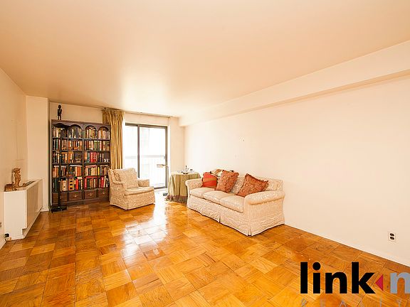 2nd image of 7 E 35th St APT 8D