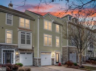 411 Monroe Point Dr, Colonial Beach, VA 22443