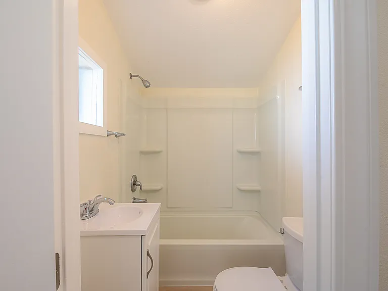 220 E Ventura St #B — Photo 8