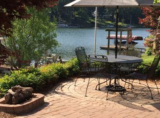 688 Brown Arrow Cir, Inman, SC 29349