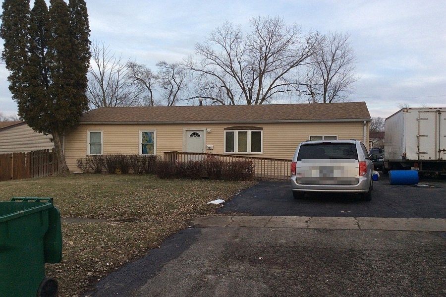 1st image of 204 Laurie Dr