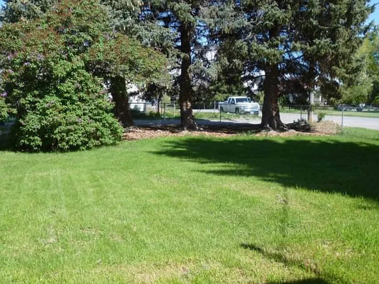 1001 S Pacific St — Photo 4