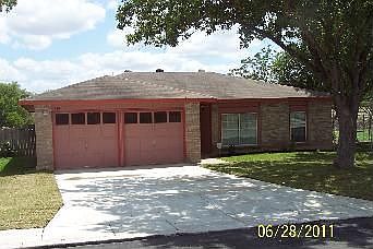 1st image of 914 Rolling Rock Dr