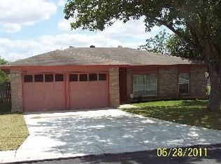 914 Rolling Rock Dr, San Antonio, TX 78245