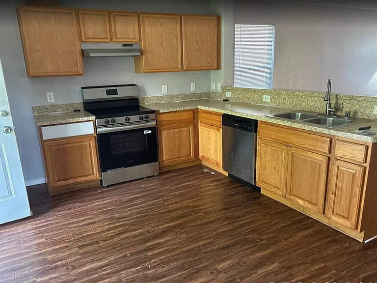 6134 Veranda Way — Photo 5