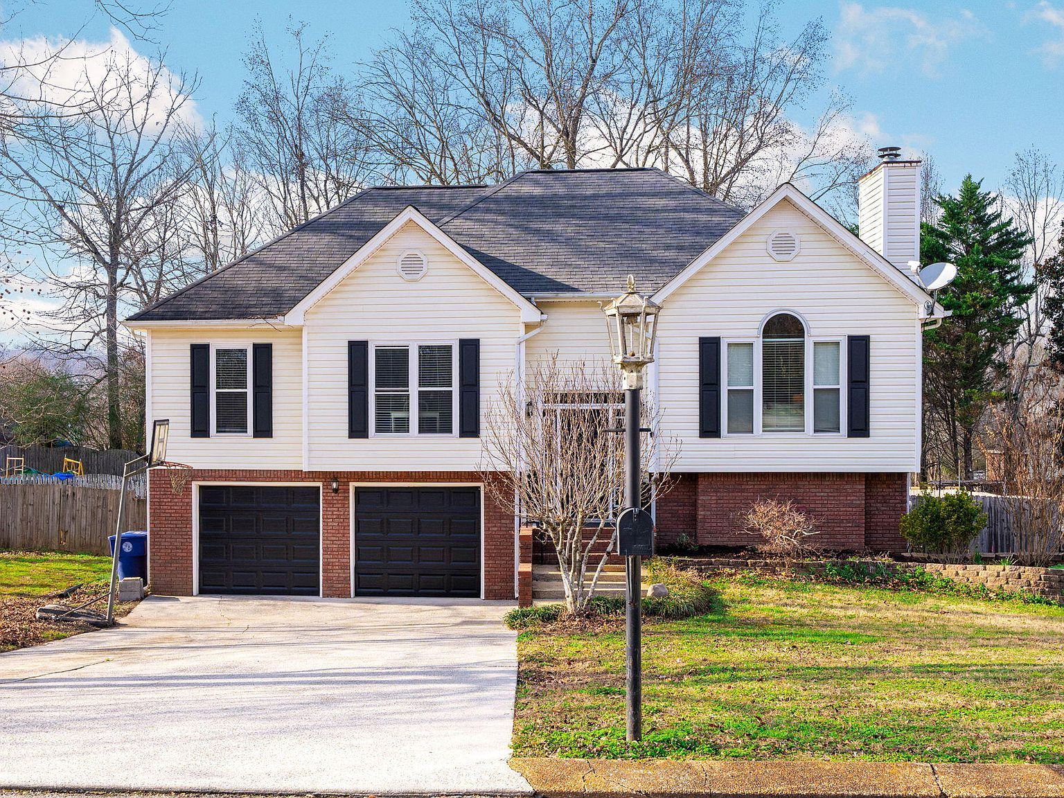 5515 Misty Valley Dr, Ooltewah, TN 37363 | MLS #1526385 | Zillow