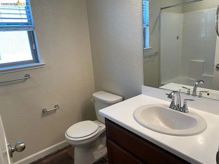 3636 Landmark Cir — Photo 16