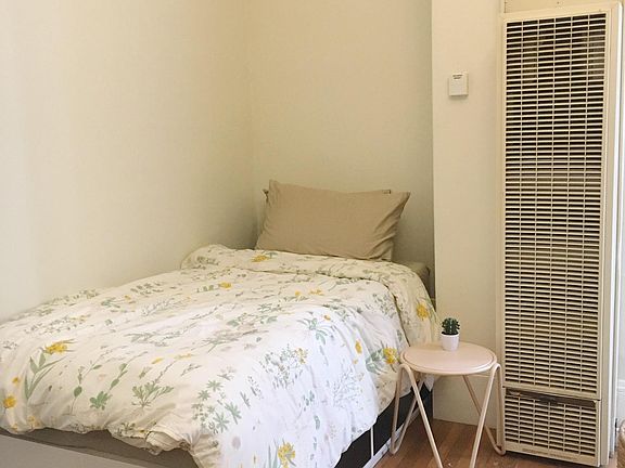2nd image of 2350 California St APT 5