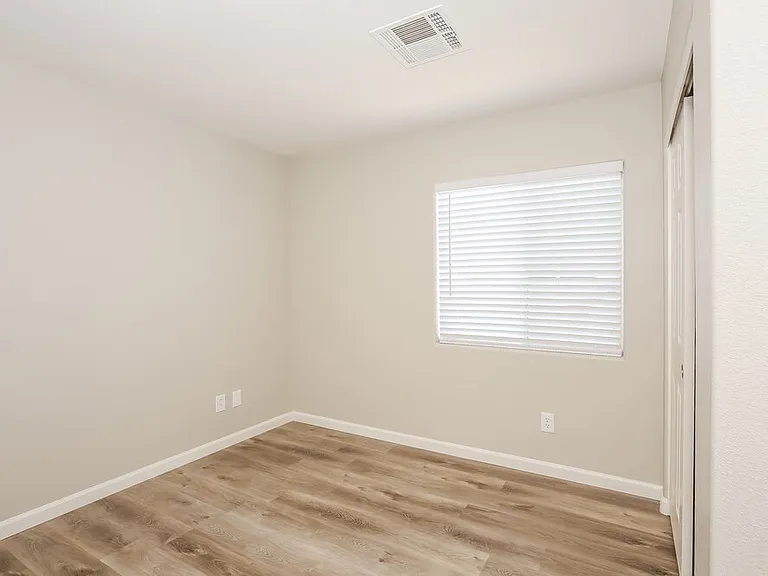 9453 Milkweed Canyon Ave — Photo 15