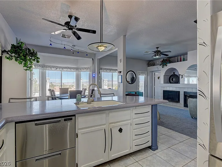 362 Promontory Dr — Photo 11