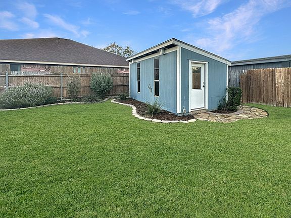 4th image of 11900 Morven Ct