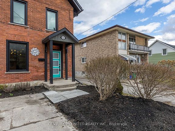 3rd image of 508 Sherbrooke St