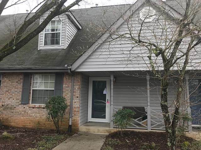 1st image of 3304 Trace Ct
