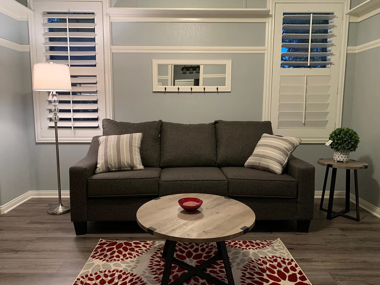 6890 Mimosa Dr — Photo 3