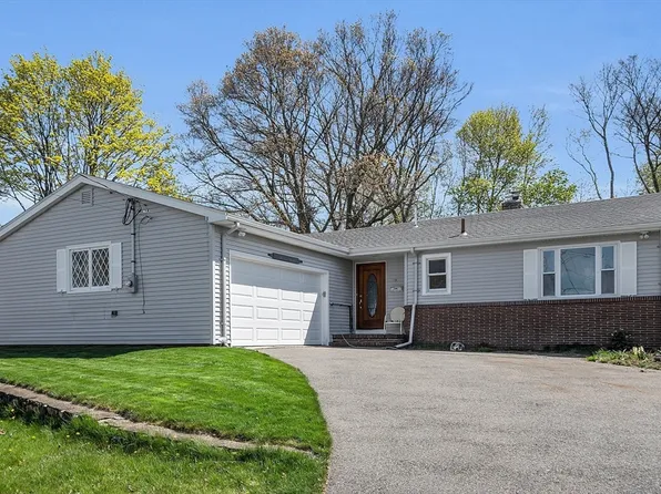 79 Moon Rd, Lynn, MA 01904