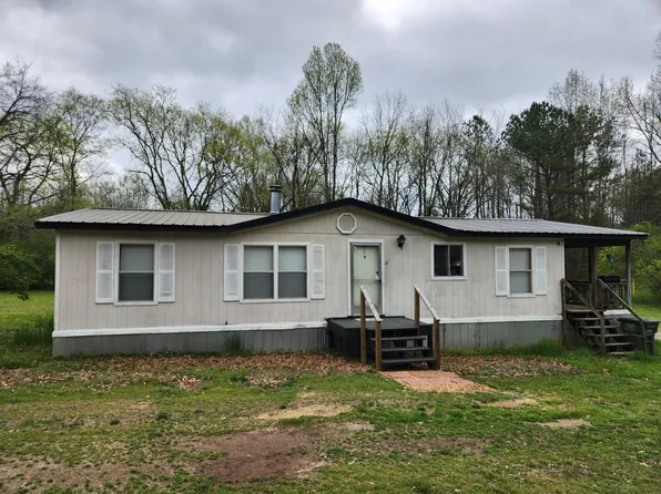 18 Honeysuckle Dr, Trion, GA 30753
