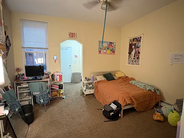2254 Wheeler St — Photo 3