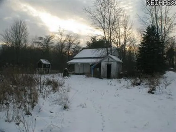 17890 Pioneer Rd, Middlefield, OH 44062