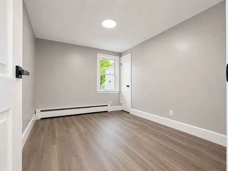 60 Howard St #1 — Photo 7