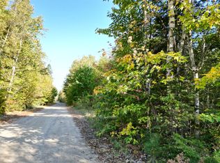 6 James Jipson Rd, Burlington, ME 04417