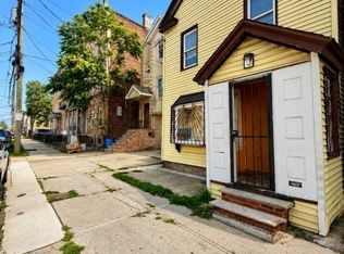 552 E Jersey St, Elizabeth, NJ 07206