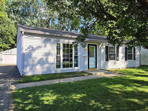 2nd image of 3625 Moller Rd