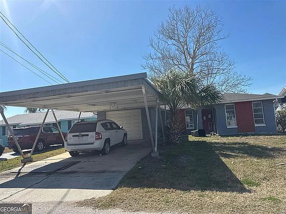 2nd image of 13913 Muriel Ave